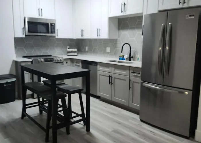 Westgate Entertainment District, Walk To Events, Wifi, Free Parking Glendale